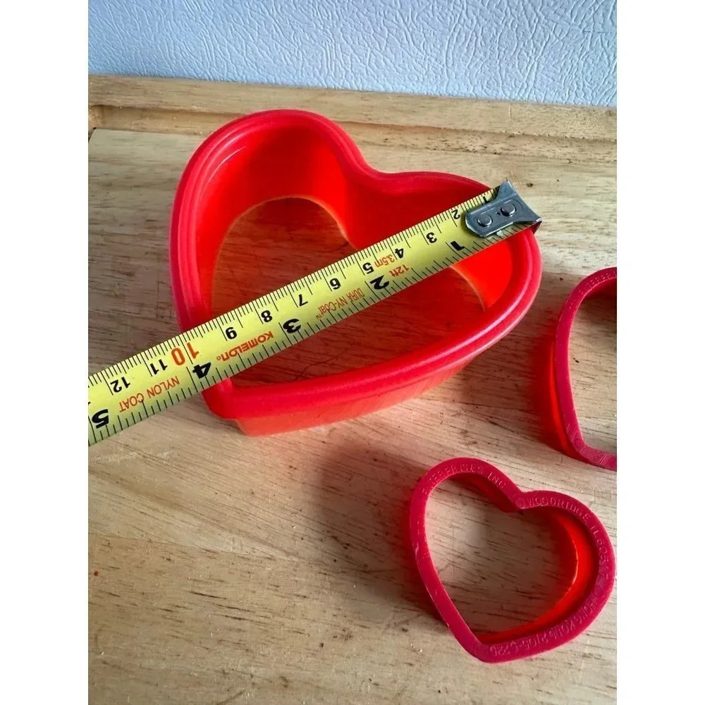 3 Cookie Cutter Red Hearts
